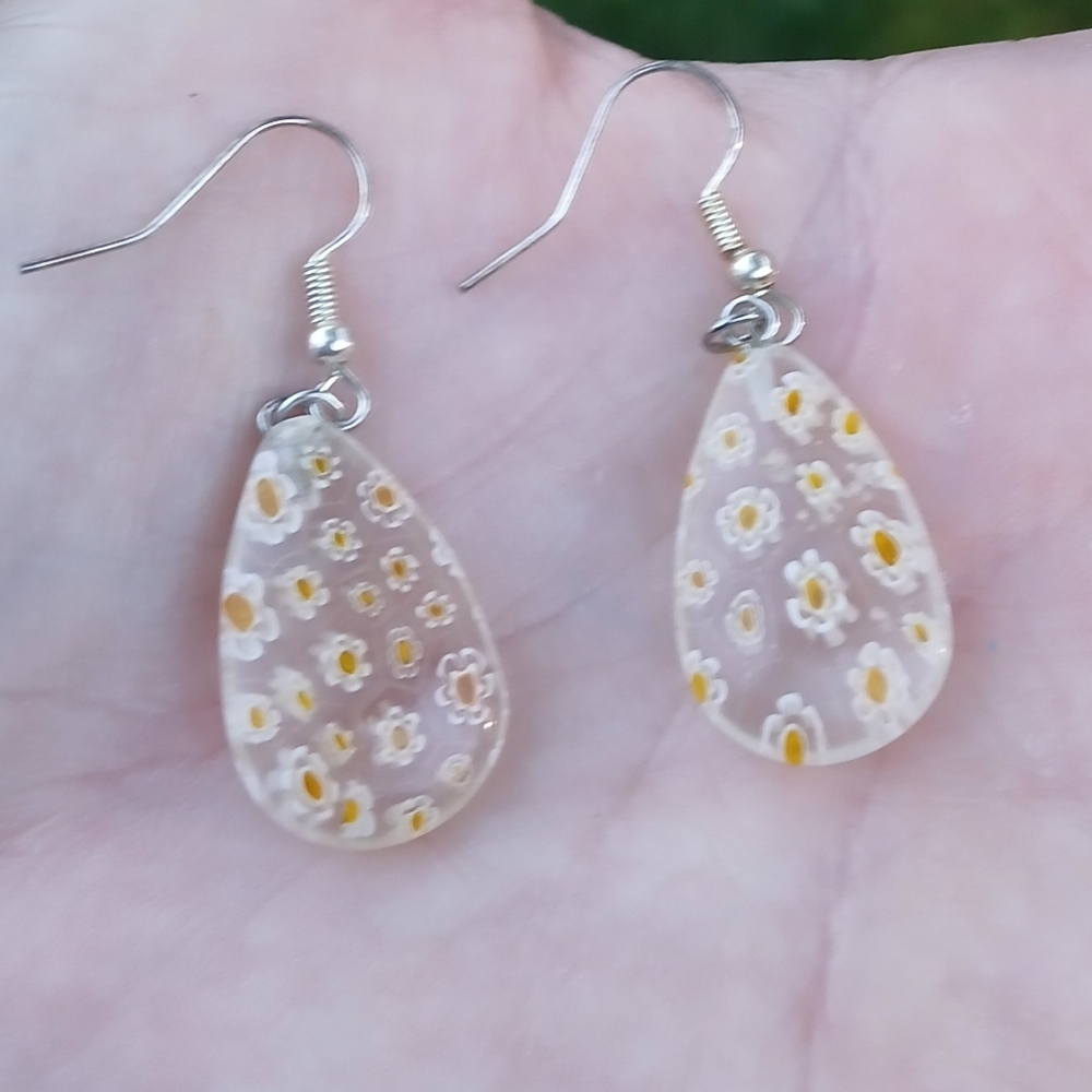 *Sale* New Pear Shape Yellow Millefiori Glass Earrings. - Picture 2 of 10